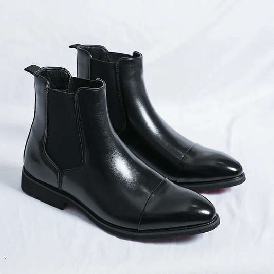 BootFit - Heren Leren Chelsea Boots met Cap Toe en Rode Zool Accent