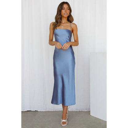 Calla - Elegante Midi Dress